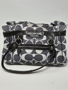 COACH SIGNATURE GRAY Black Patent Trim - Pre-owned Great Condition